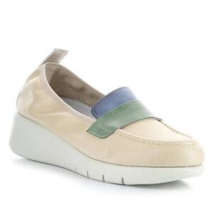 NWOT Bos. & Co. Leather Wedge Loafers - Screen-V Mixed Bone Volvo Sz 38